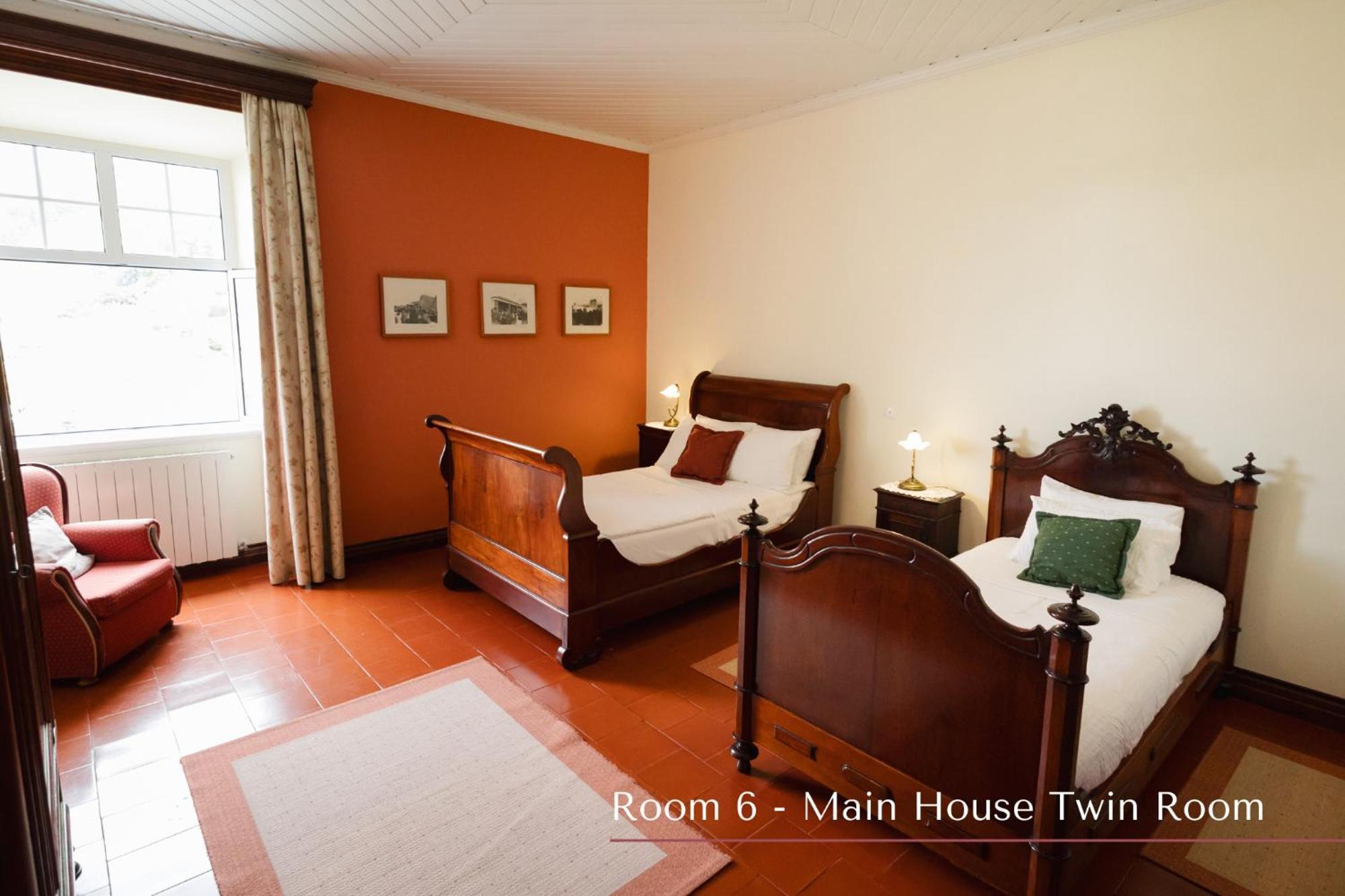 Bed and Breakfast Solar De Lalem à Maia  Extérieur photo