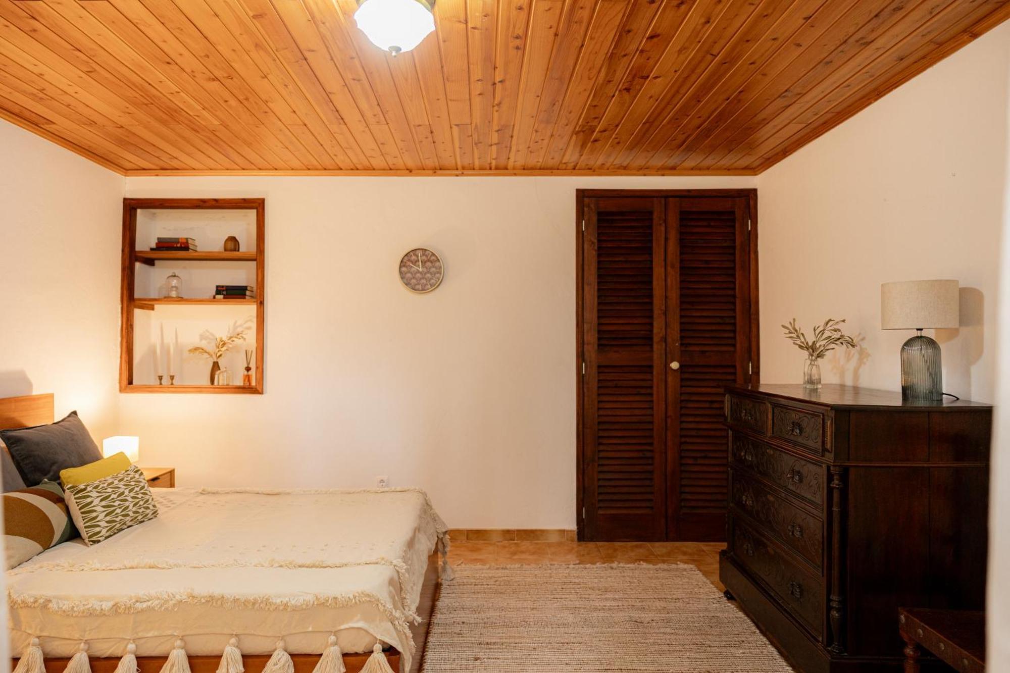 Bed and Breakfast Solar De Lalem à Maia  Chambre photo